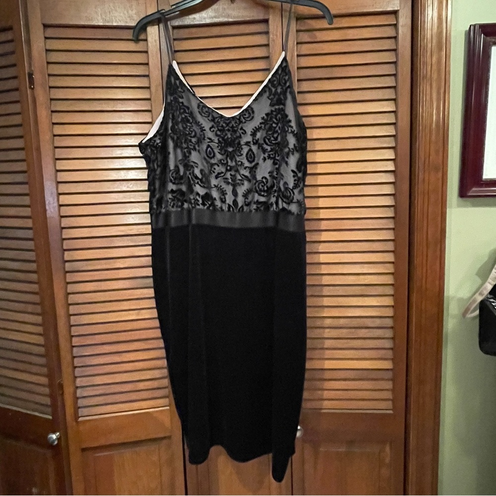 Black lace and velvet dress SZ XXL